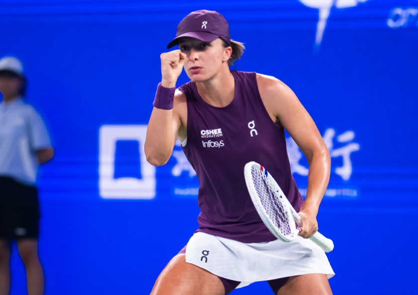 首进武网四强！斯瓦泰克2-0横扫李吉妮 第25次晋级1000赛半决赛
