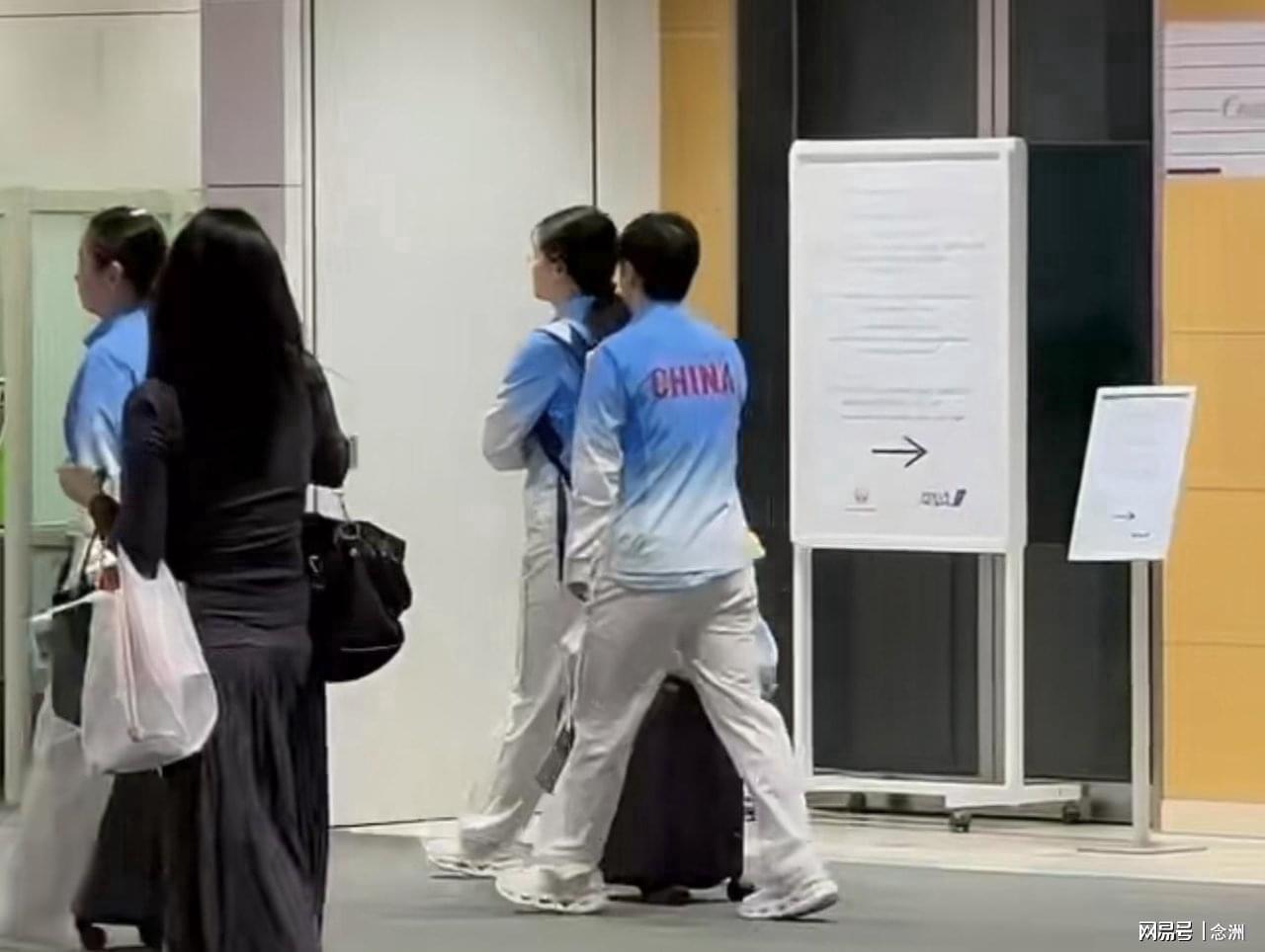 专业是由国际游戏品牌授权。服务